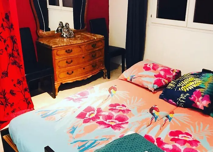 아파트먼트 라 페를레 누아르 *